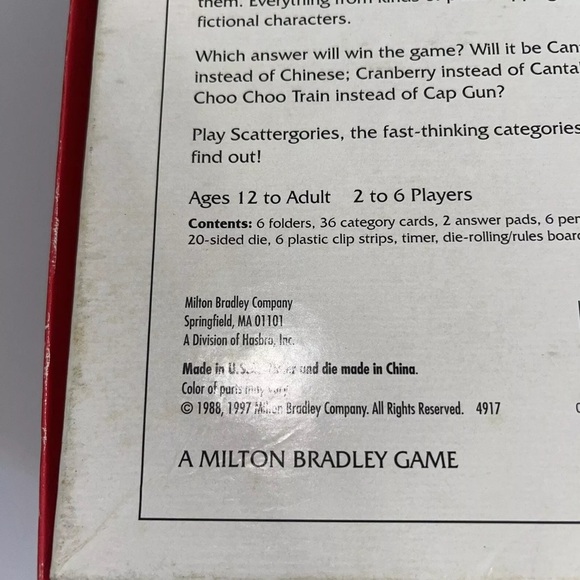 The Game of Scattergories Board Game 1997 - Picture 2 of 3